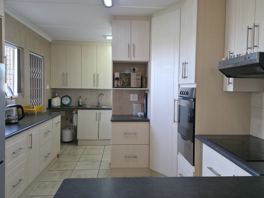3 Bedroom Property for Sale in Eden Glen Eastern Cape